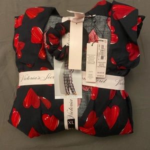 NWT VICTORIAS SECRET PAJAMAS